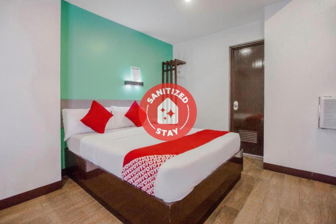 Oyo 637 Fox Hotel Quezon City Exteriér fotografie